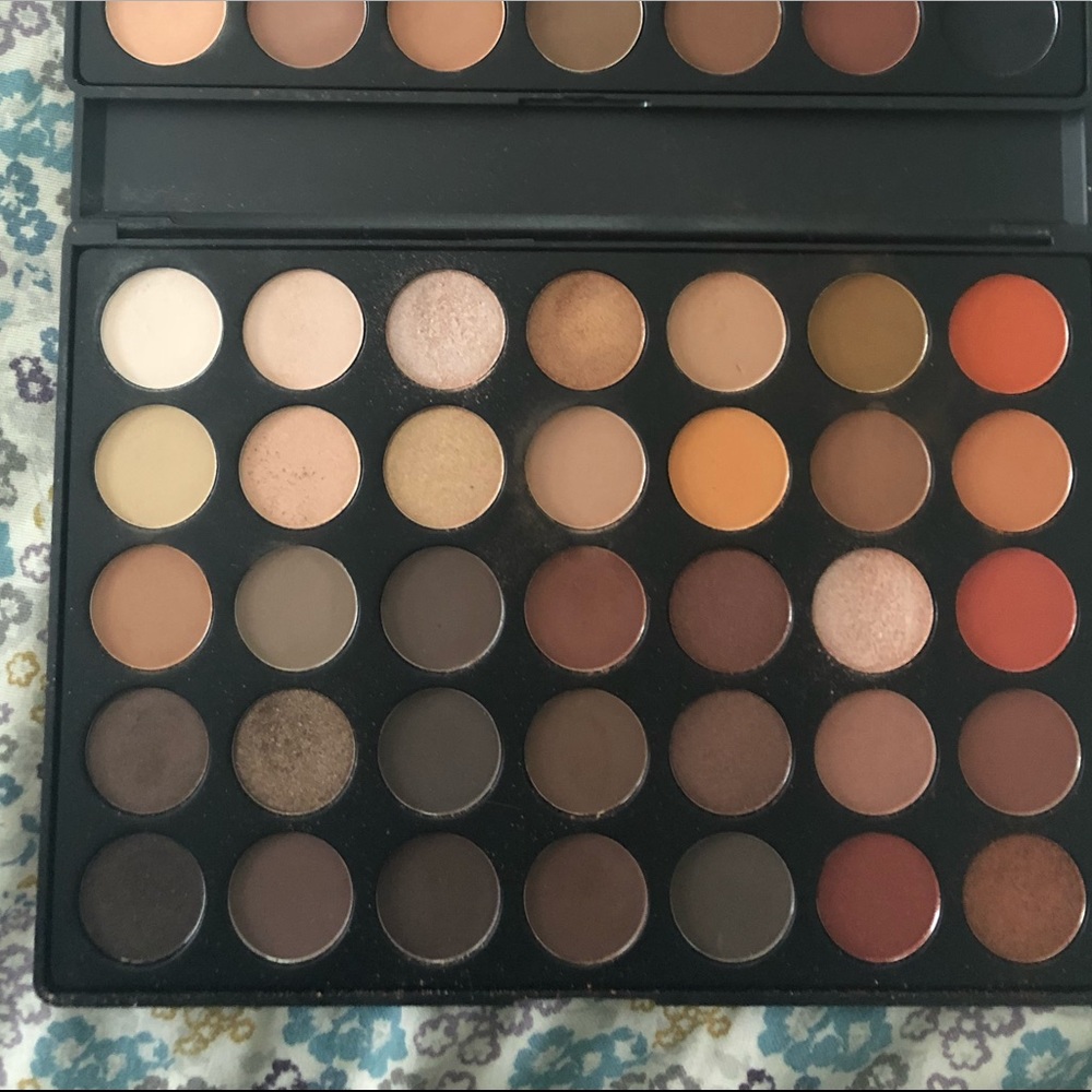 2 Morphe palettes 35O 35F almost new.